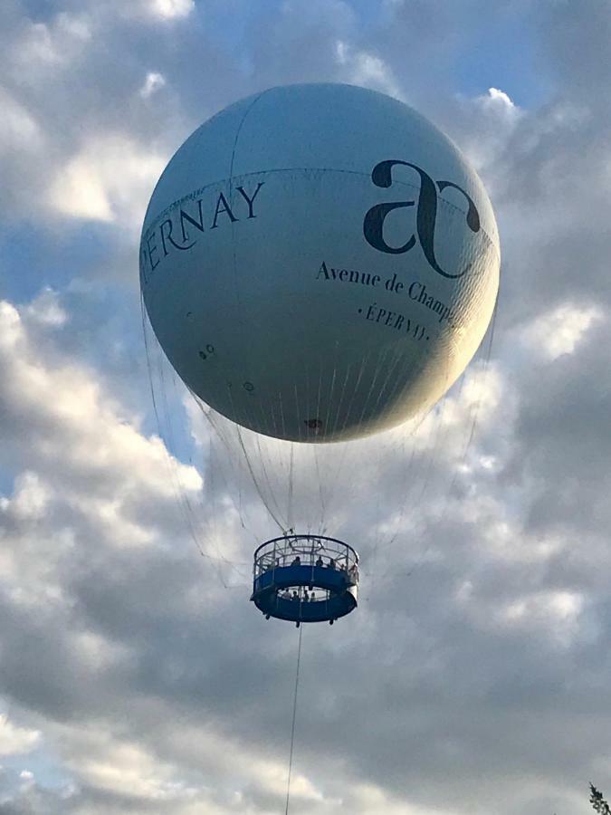 La Bulle De Champagne Lägenhet Épernay Exteriör bild